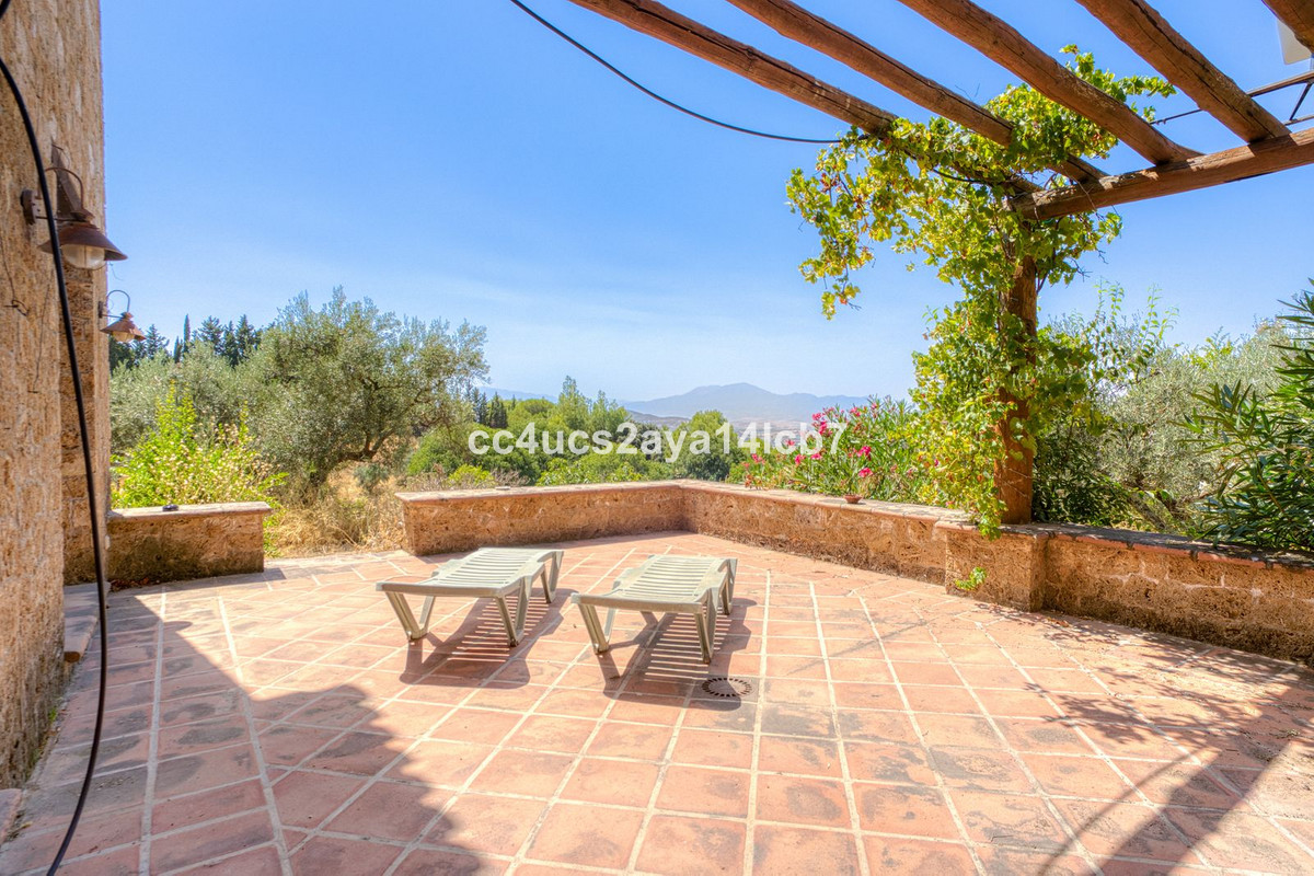 Se vende Villa - Chalet de 6 dormitorios en Costa Del Sol, Málaga, España