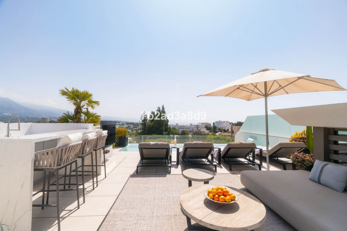 Se vende Villa - Chalet de 3 dormitorios en Costa Del Sol, Málaga, España