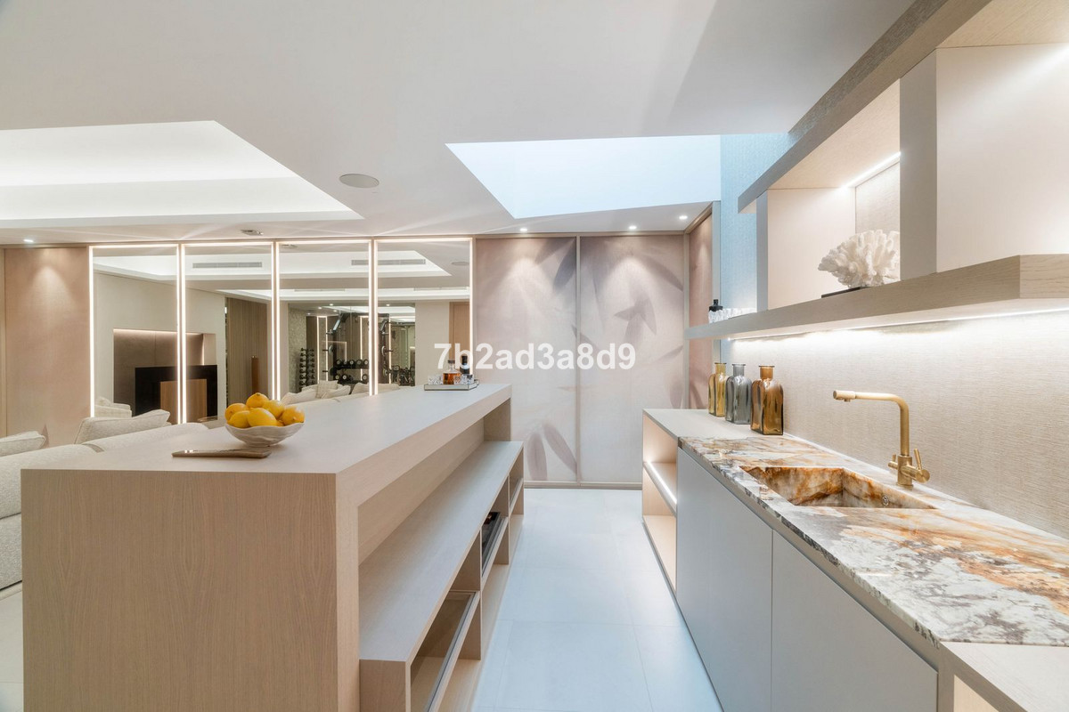 Se vende Villa - Chalet de 3 dormitorios en Costa Del Sol, Málaga, España