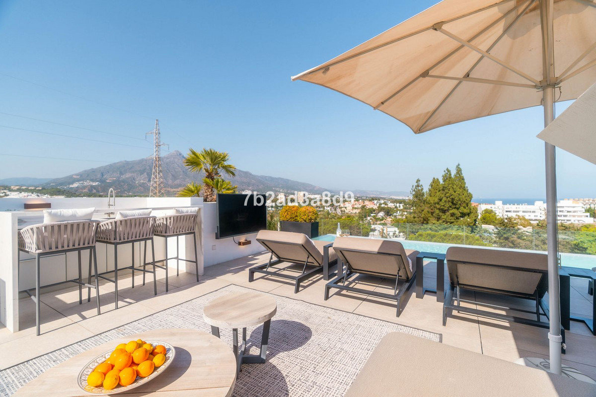 Se vende Villa - Chalet de 3 dormitorios en Costa Del Sol, Málaga, España