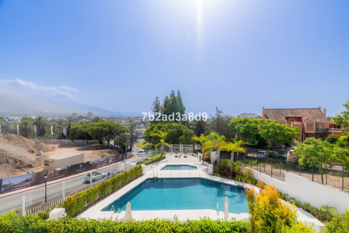 Se vende Villa - Chalet de 3 dormitorios en Costa Del Sol, Málaga, España