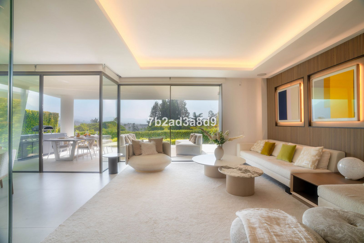 Se vende Villa - Chalet de 3 dormitorios en Costa Del Sol, Málaga, España