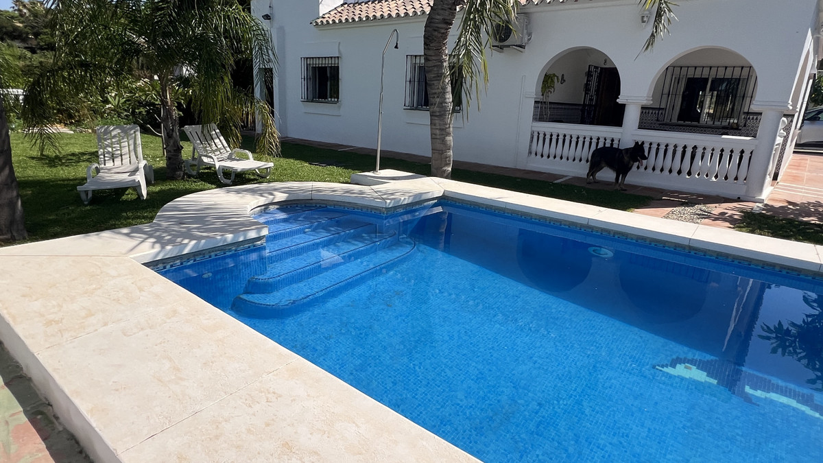 3 Bed Townhouse for sale in Estepona Costa Del Sol, Málaga, Spain