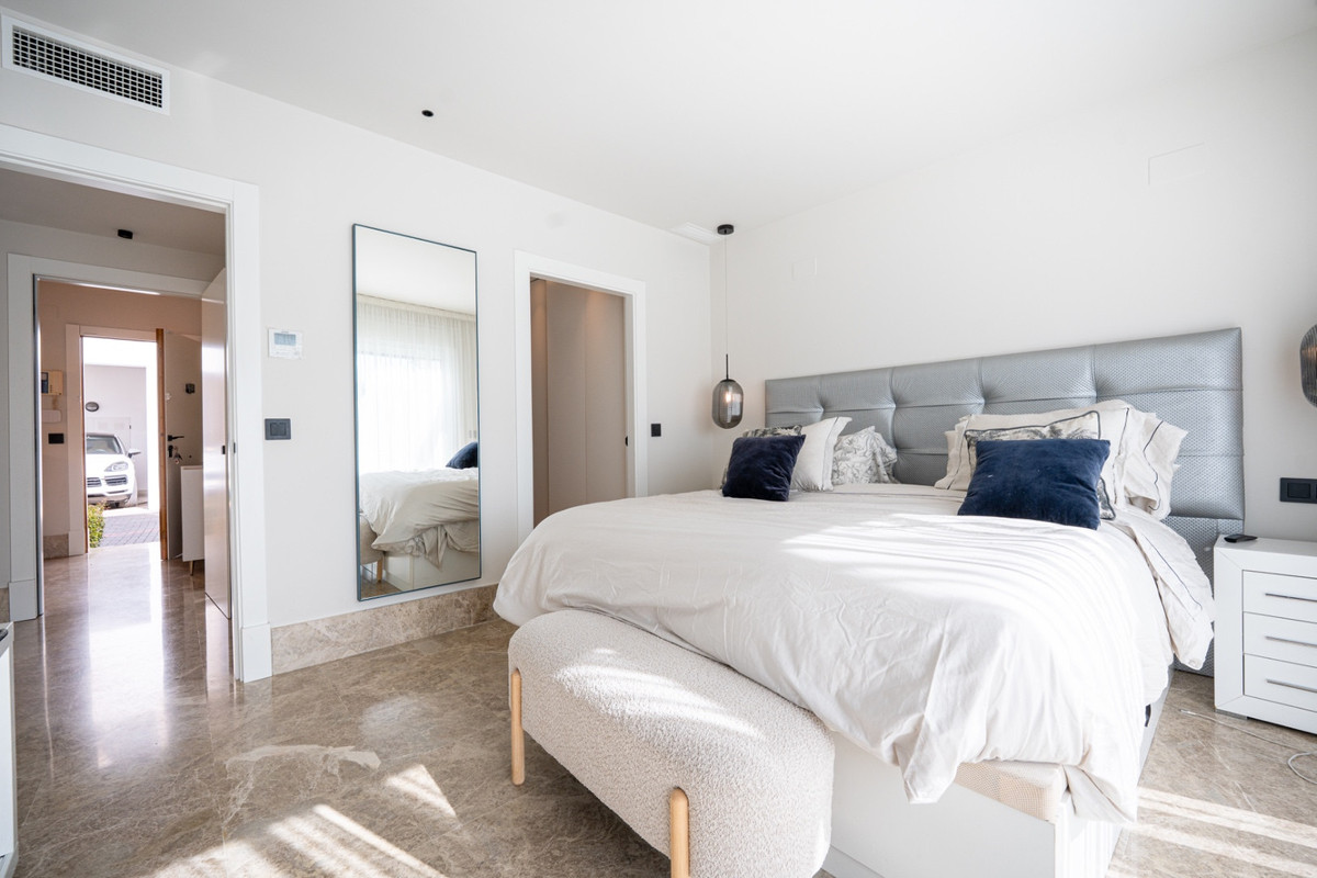 3 Bed Townhouse for sale in Marbella Costa Del Sol, Málaga, Spain