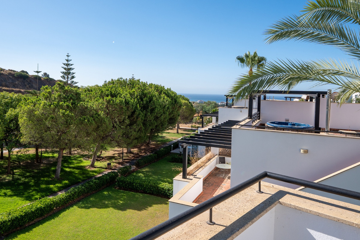 3 Bed Townhouse for sale in Marbella Costa Del Sol, Málaga, Spain