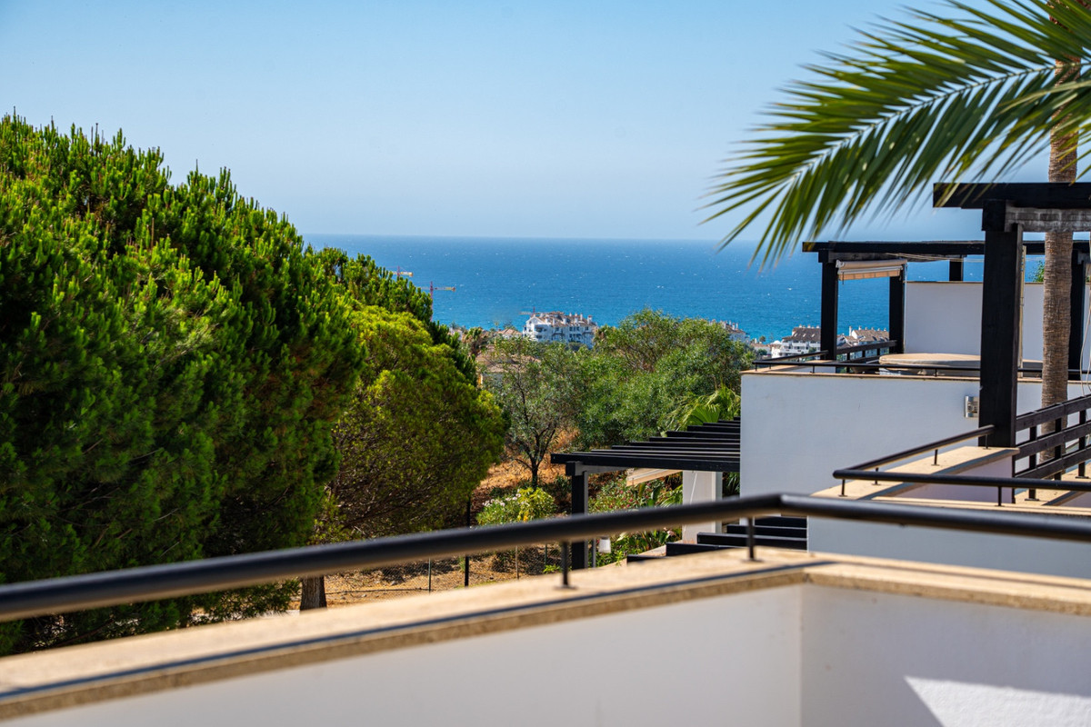 3 Bed Townhouse for sale in Marbella Costa Del Sol, Málaga, Spain