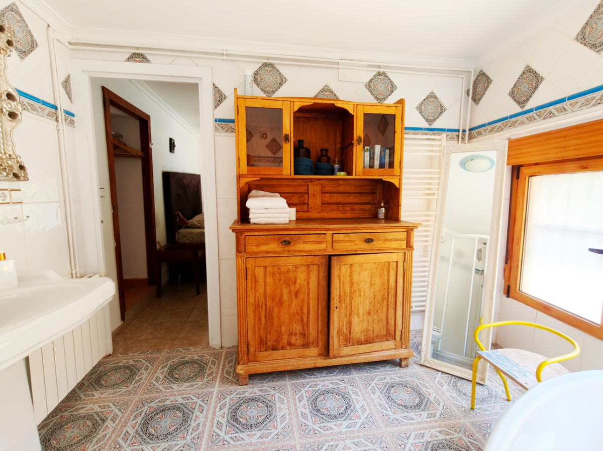 Se vende Finca - Cortijo de 5 dormitorios en Costa Blanca, Alicante, España