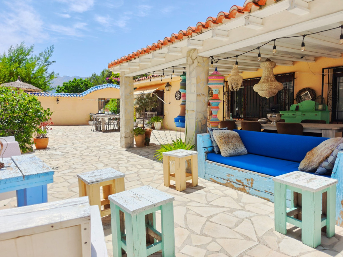 Se vende Finca - Cortijo de 5 dormitorios en Costa Blanca, Alicante, España