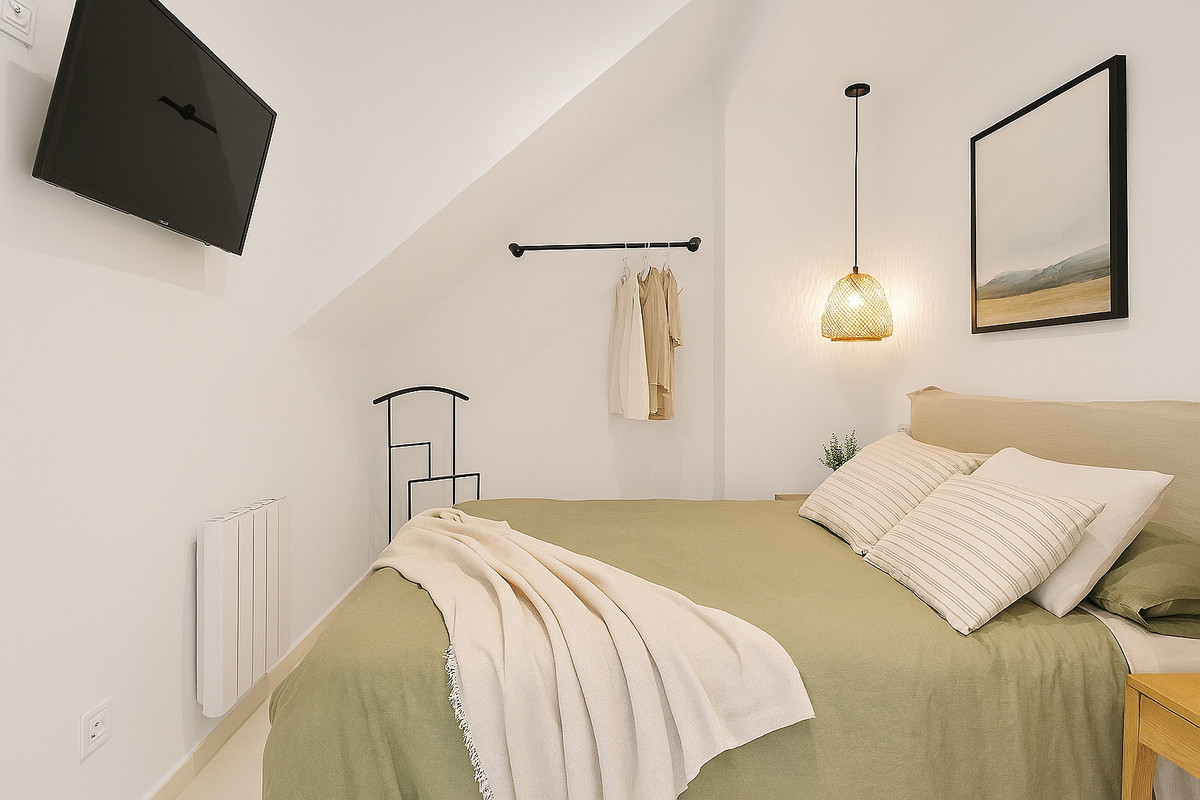 2 Bed Apartment for sale in Estepona Costa Del Sol, Málaga, Spain