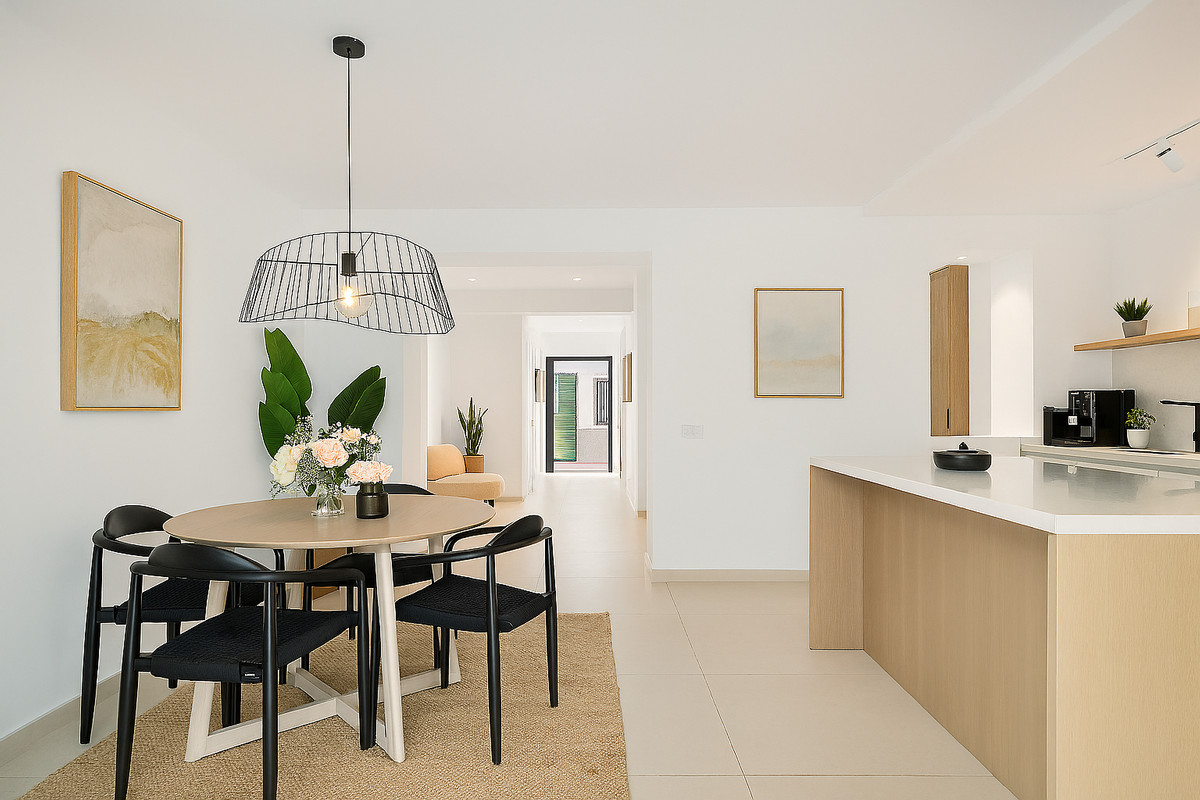2 Bed Apartment for sale in Estepona Costa Del Sol, Málaga, Spain