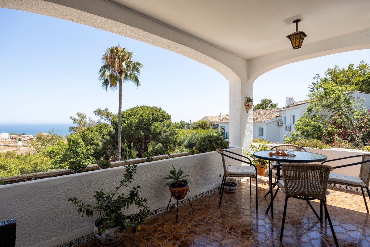 6 Bed Townhouse for sale in Torremuelle Costa Del Sol, Málaga, Spain