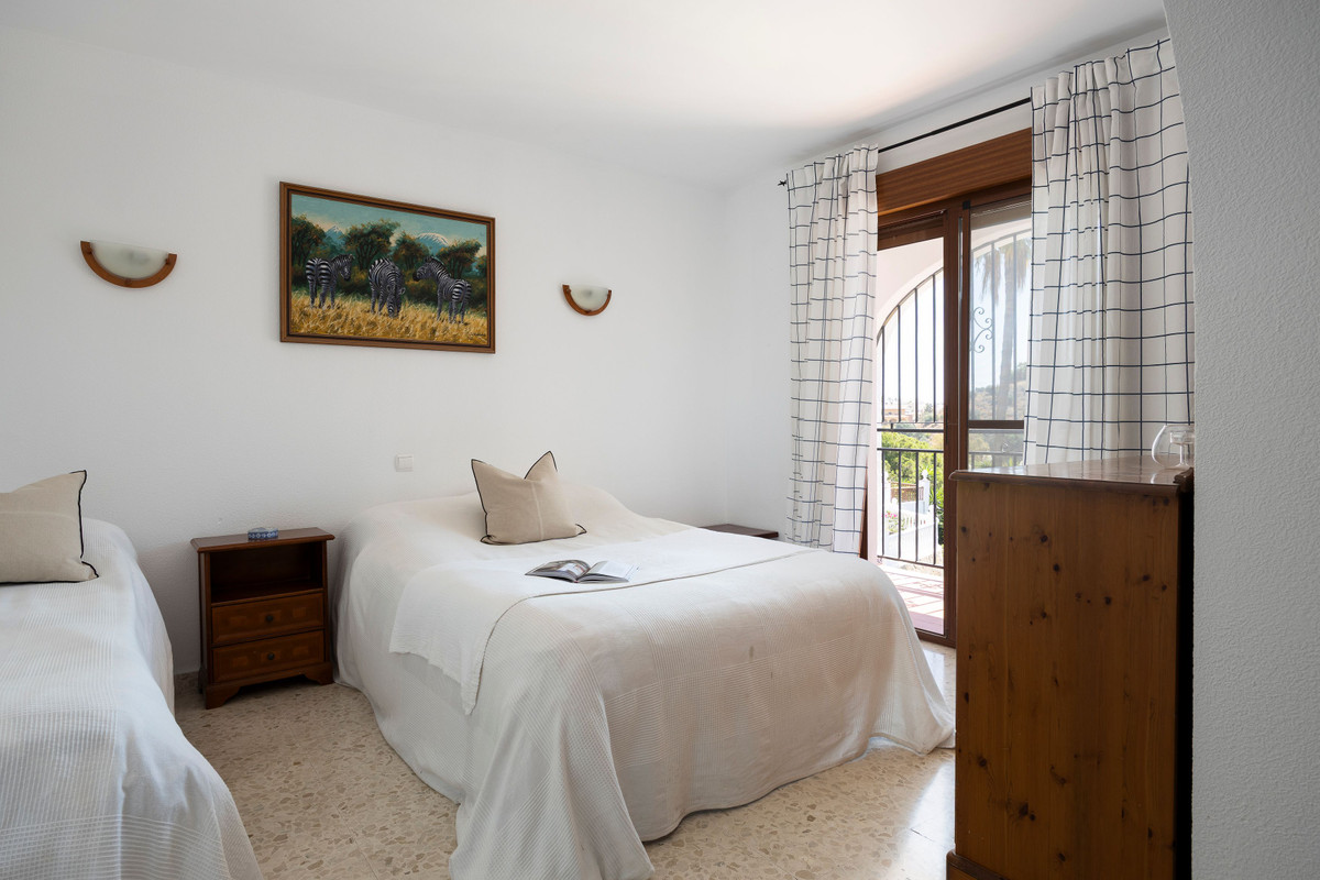 6 Bed Townhouse for sale in Torremuelle Costa Del Sol, Málaga, Spain