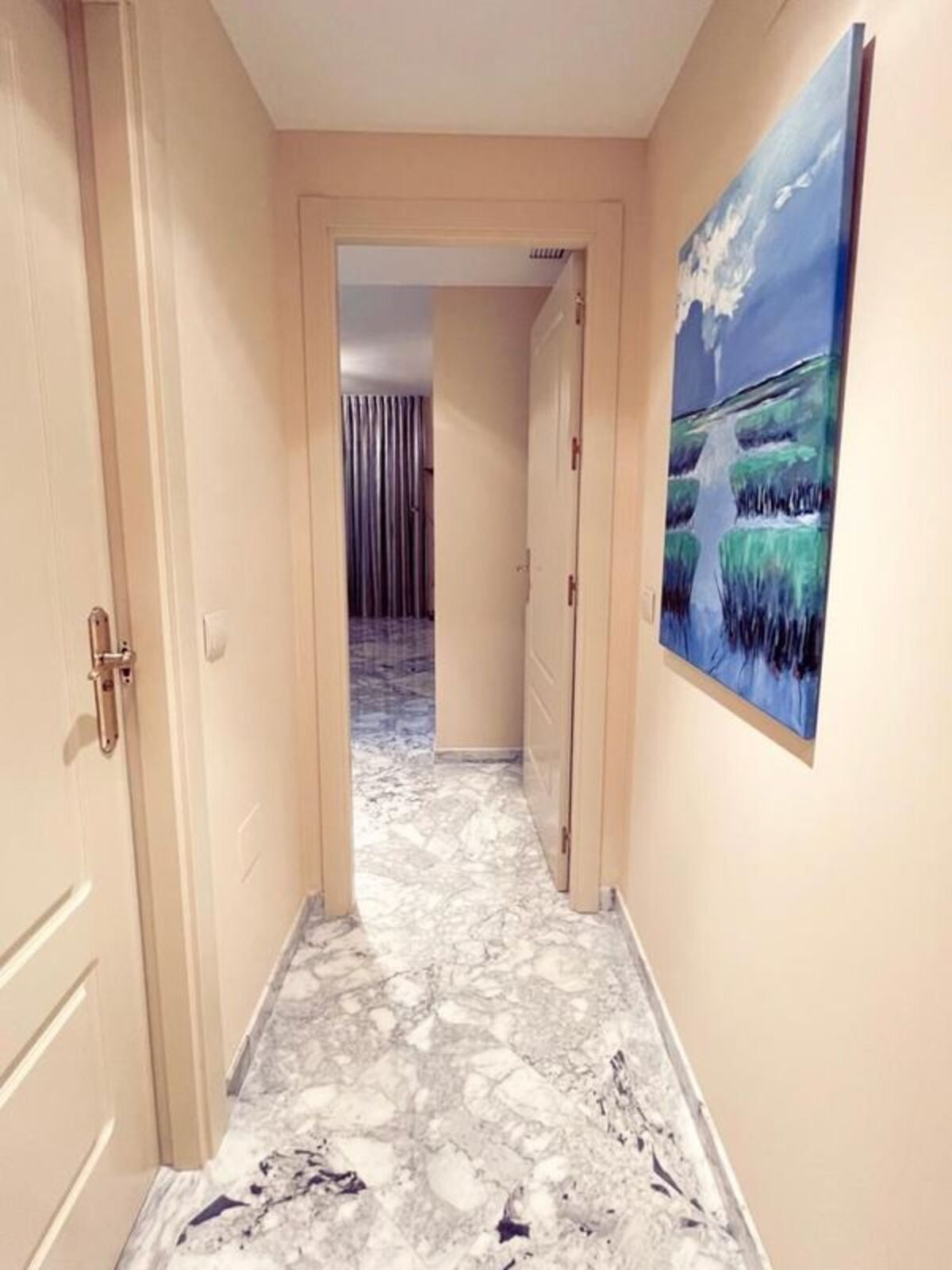 Se vende Apartamento Planta Media de 2 dormitorios en Costa Del Sol, Málaga, España