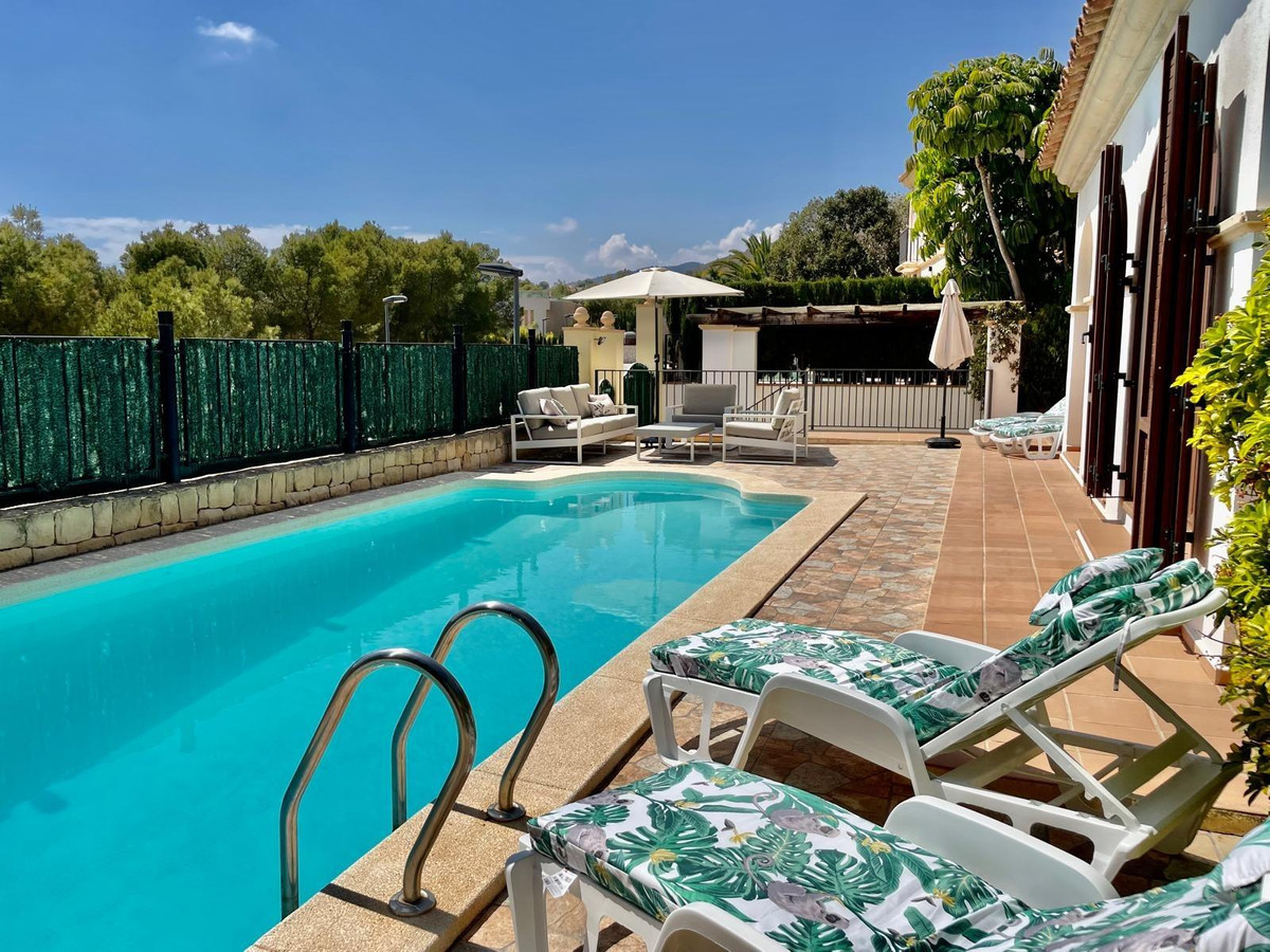 Se vende Bungalow de 3 dormitorios en Costa Blanca, Alicante, España