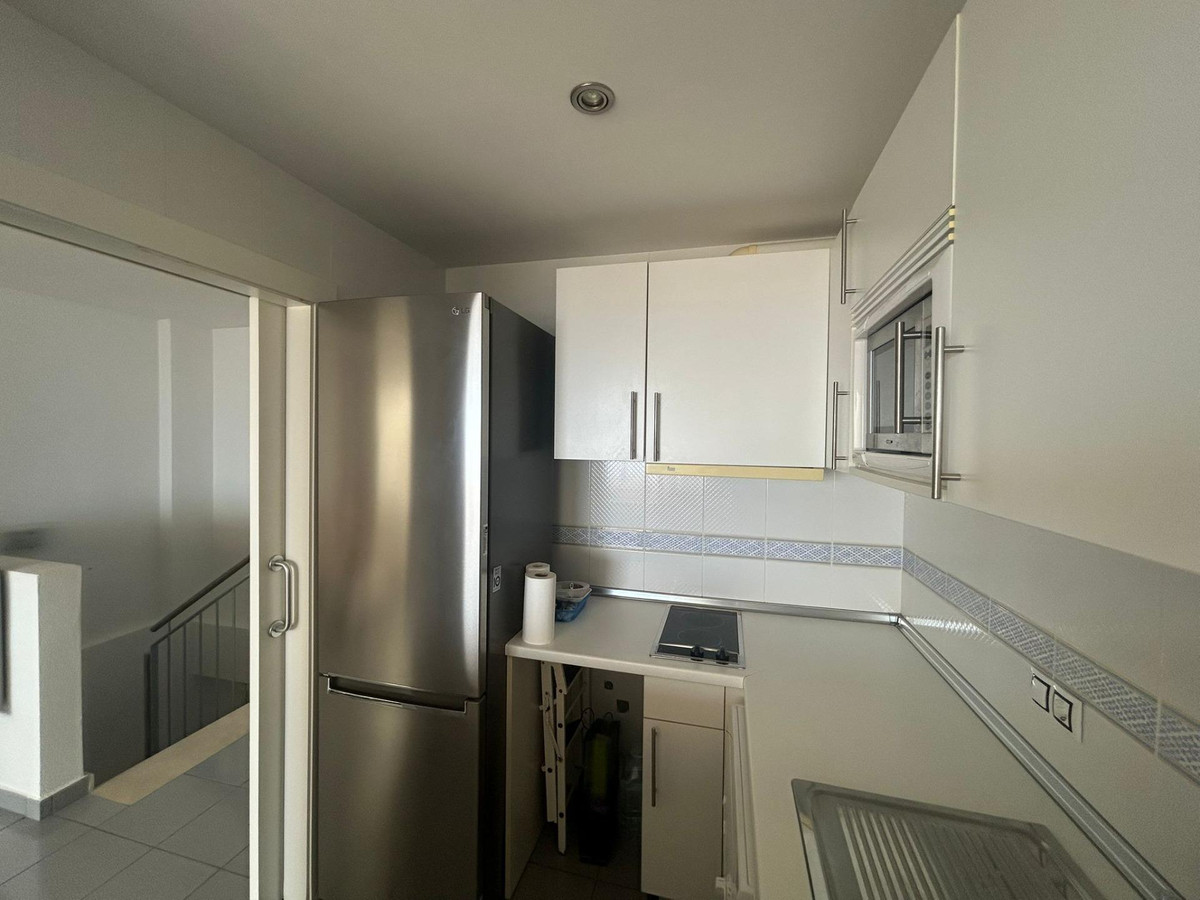 Se vende Apartamento Planta Media de 2 dormitorios en Costa Blanca, Alicante, España