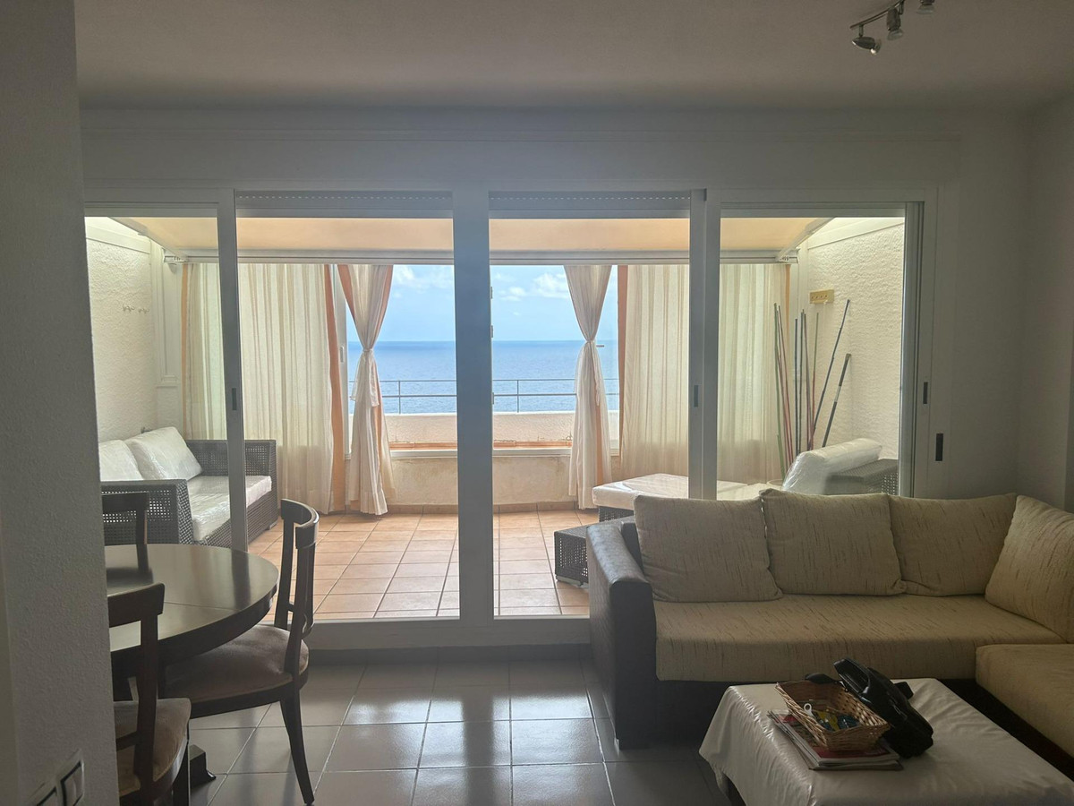 Se vende Apartamento Planta Media de 2 dormitorios en Costa Blanca, Alicante, España