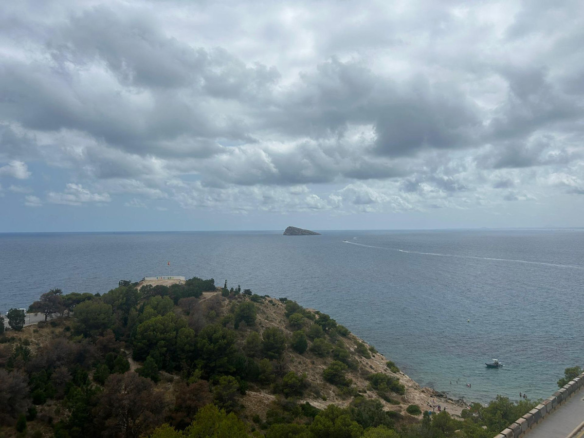Se vende Apartamento Planta Media de 2 dormitorios en Costa Blanca, Alicante, España