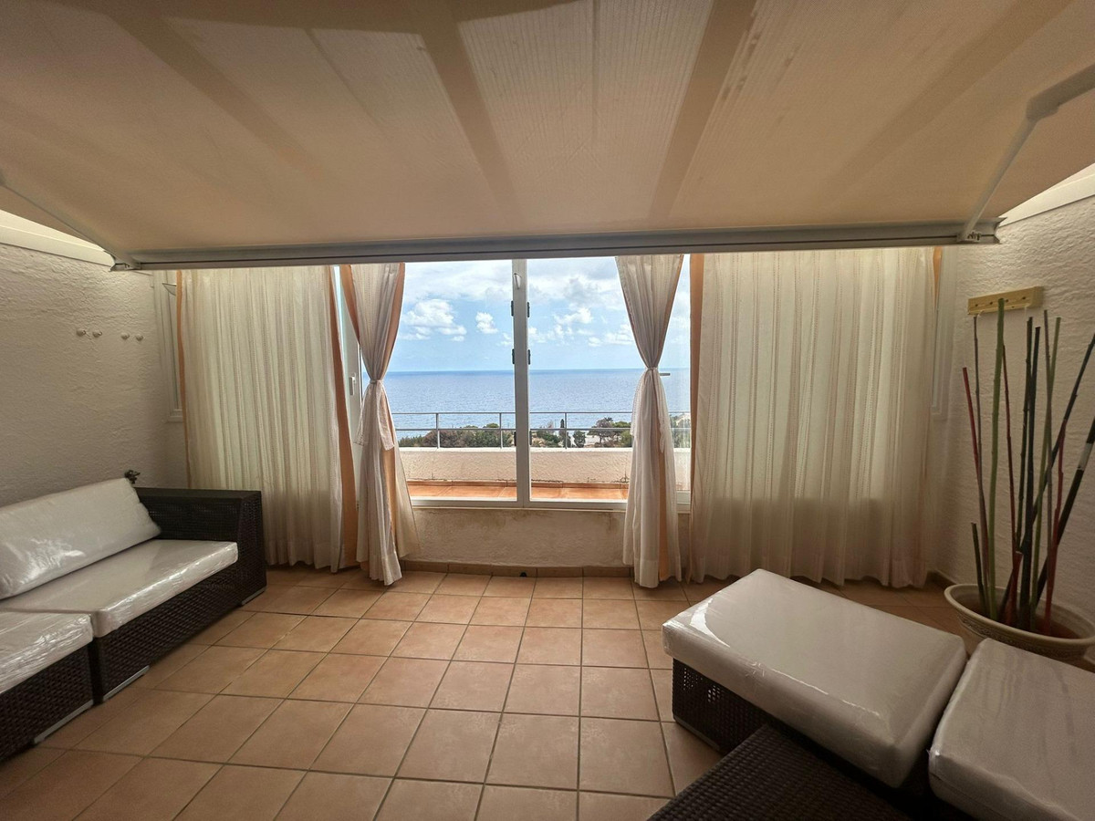 Se vende Apartamento Planta Media de 2 dormitorios en Costa Blanca, Alicante, España