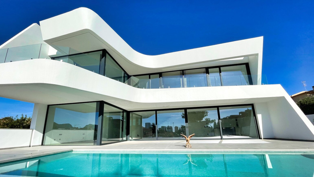4 Bed Townhouse for sale in Calpe Costa Blanca, Alicante, Spain