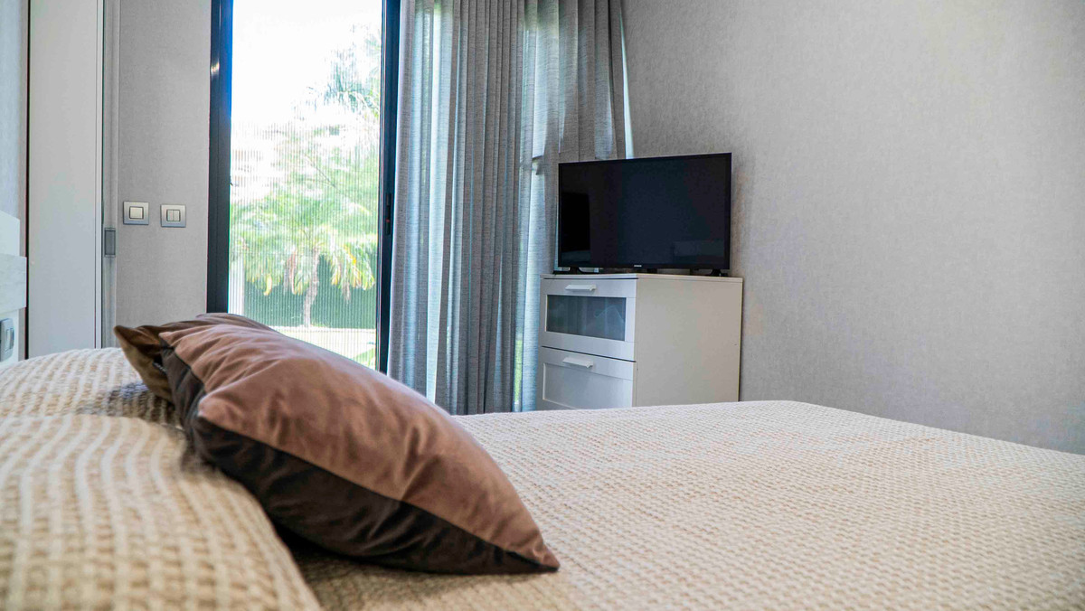 3 Bed Apartment for sale in Torremolinos Costa Del Sol, Málaga, Spain