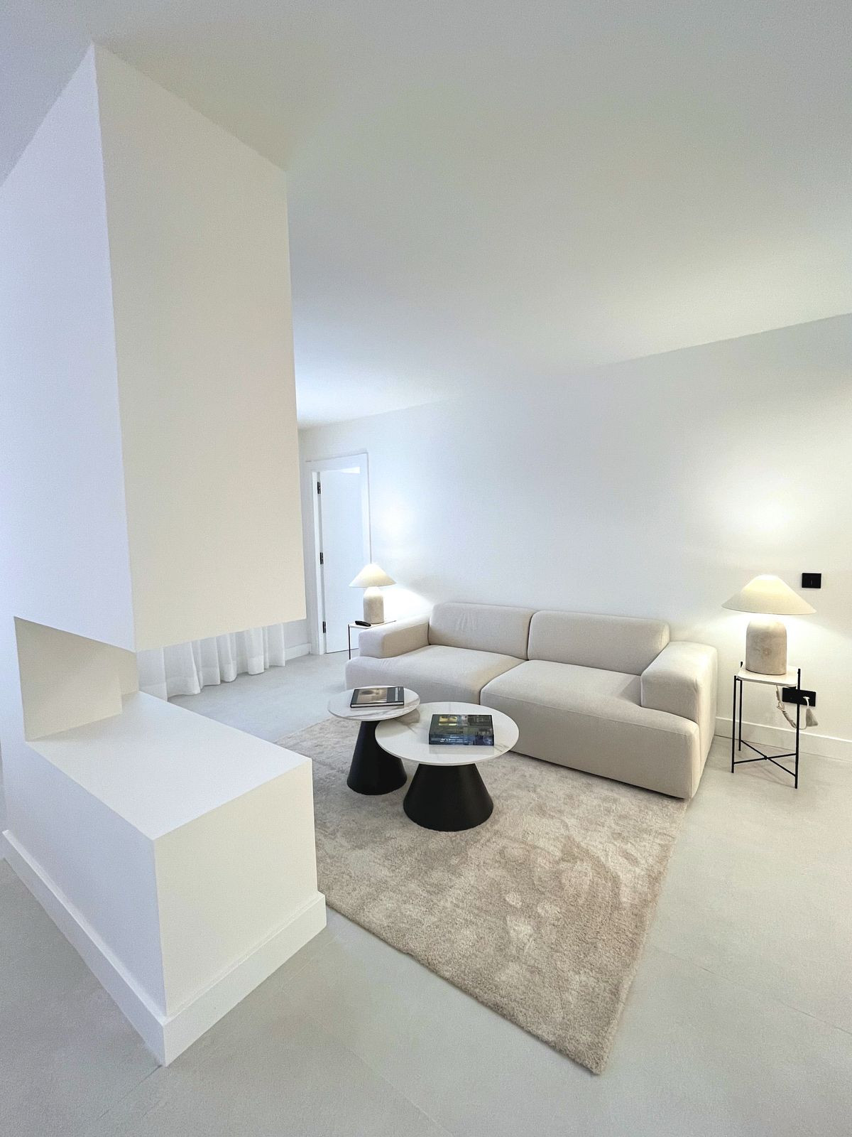 3 Bed Apartment for sale in Nueva Andalucía Costa Del Sol, Málaga, Spain