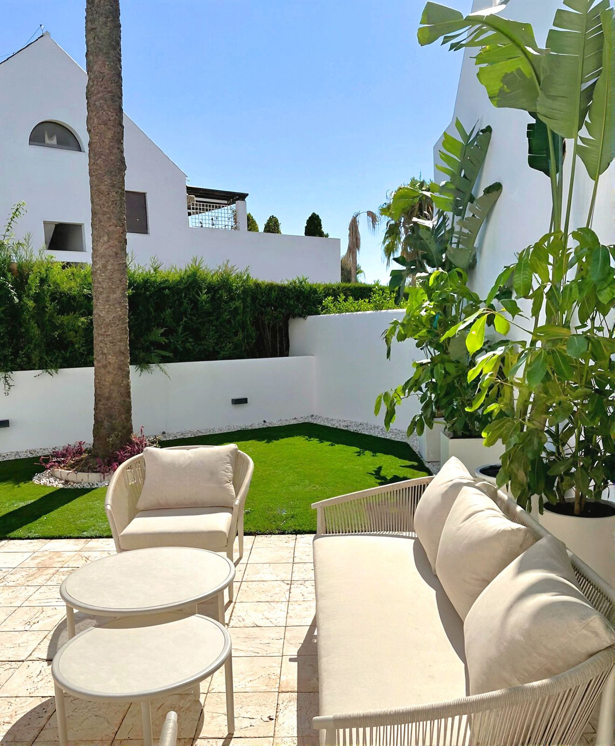 3 Bed Apartment for sale in Nueva Andalucía Costa Del Sol, Málaga, Spain
