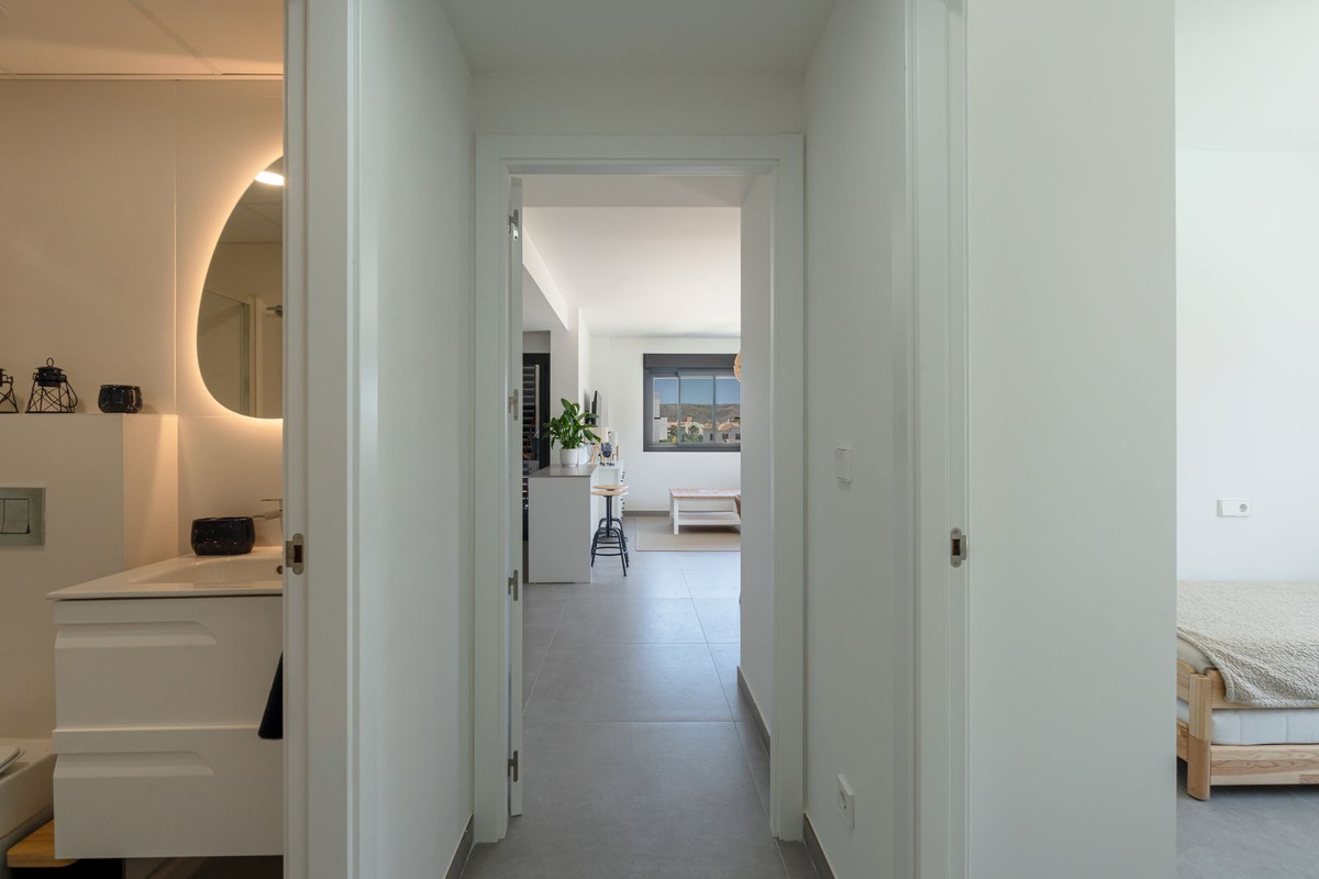 Se vende Apartamento Planta Media de 2 dormitorios en Costa Blanca, Alicante, España