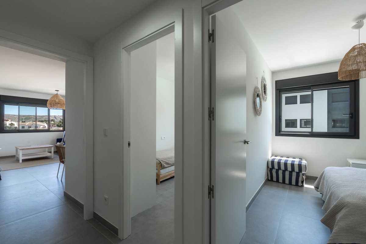 Se vende Apartamento Planta Media de 2 dormitorios en Costa Blanca, Alicante, España