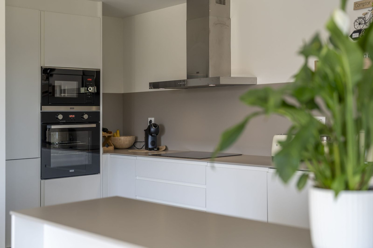 Se vende Apartamento Planta Media de 2 dormitorios en Costa Blanca, Alicante, España