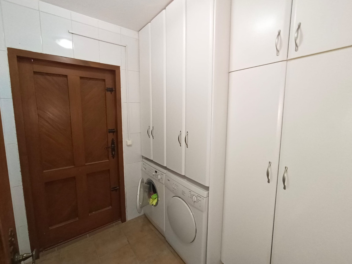 Se vende Villa - Chalet de 5 dormitorios en Costa Calida, Murcia, España