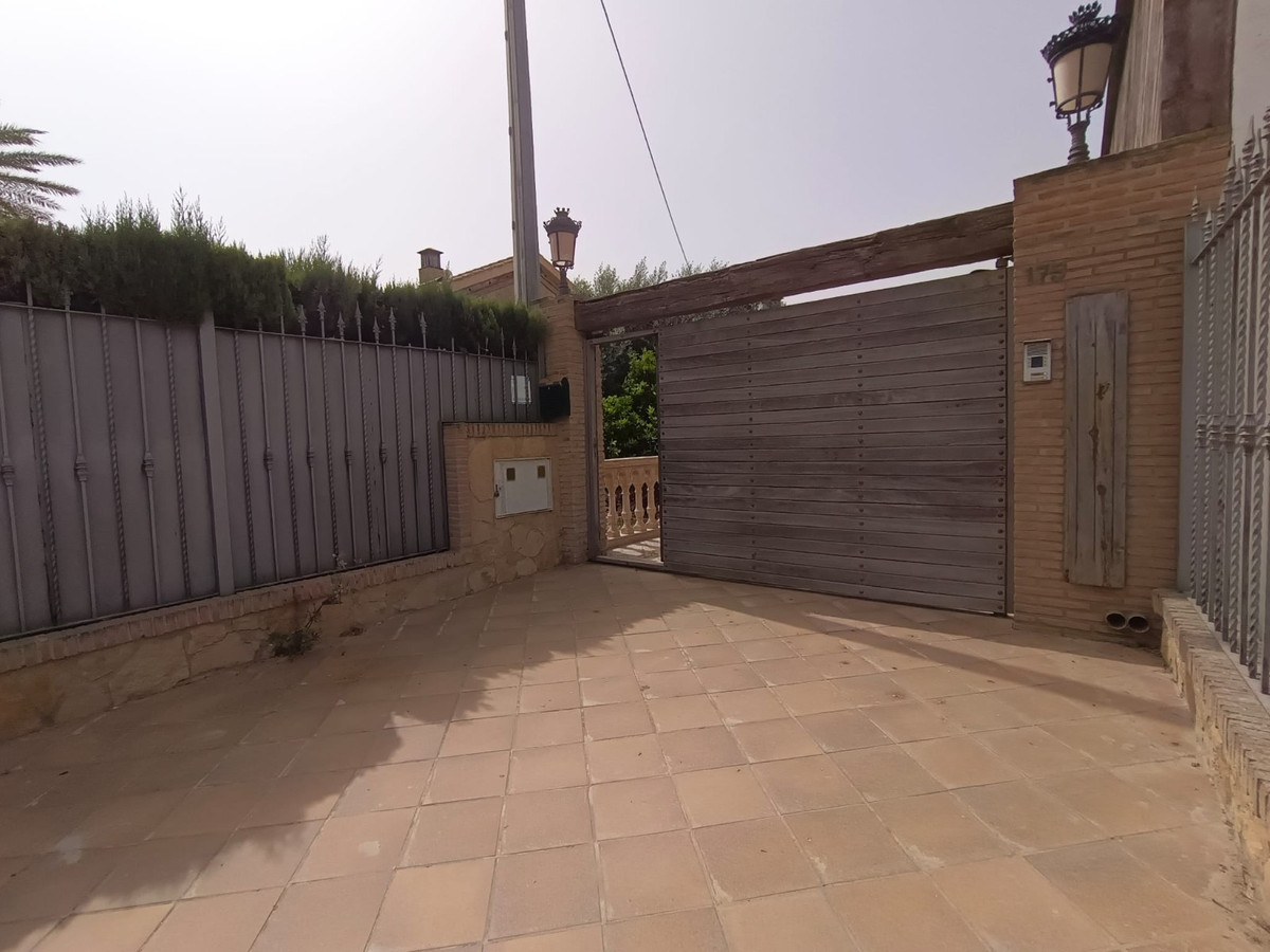 Se vende Villa - Chalet de 5 dormitorios en Costa Calida, Murcia, España