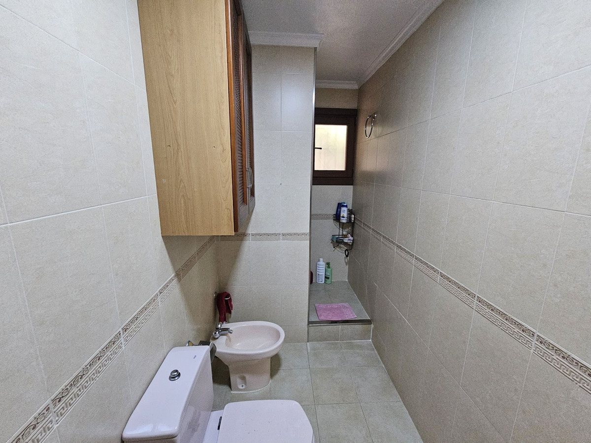 Se vende Villa - Chalet de 2 dormitorios en Costa Del Sol, Málaga, España