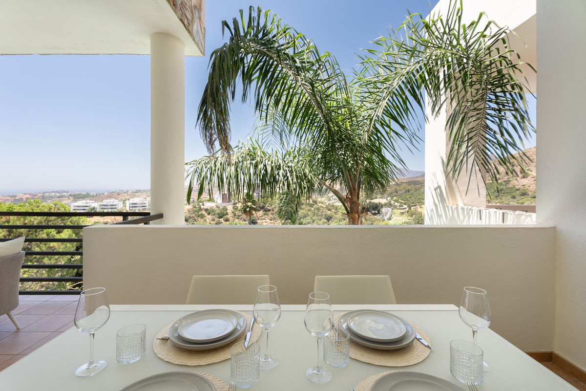 Se vende Apartamento Planta Media de 2 dormitorios en Costa Del Sol, Málaga, España