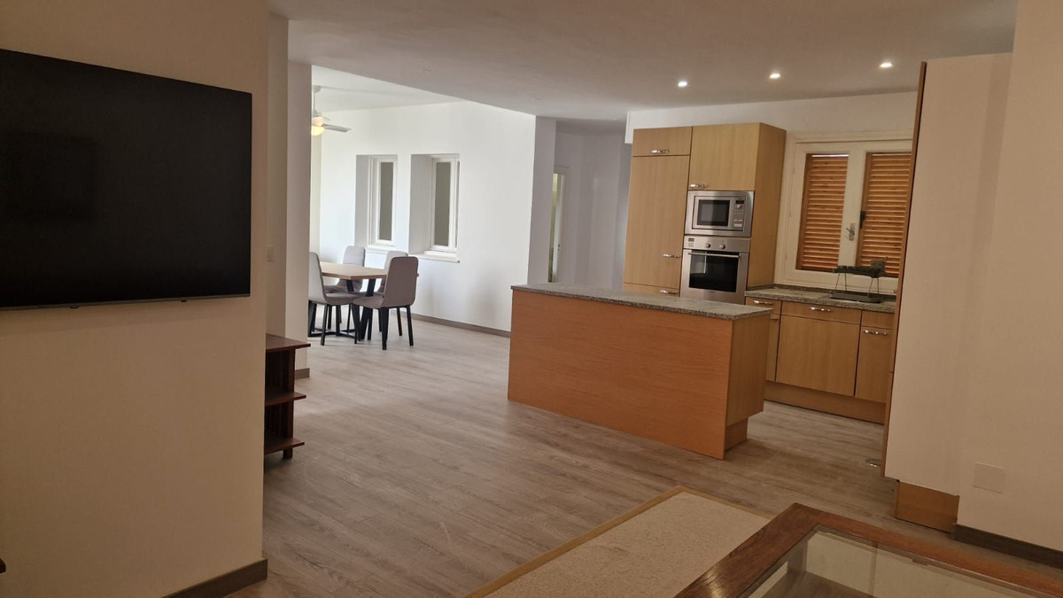 2 Bed Apartment for sale in Nueva Andalucía Costa Del Sol, Málaga, Spain