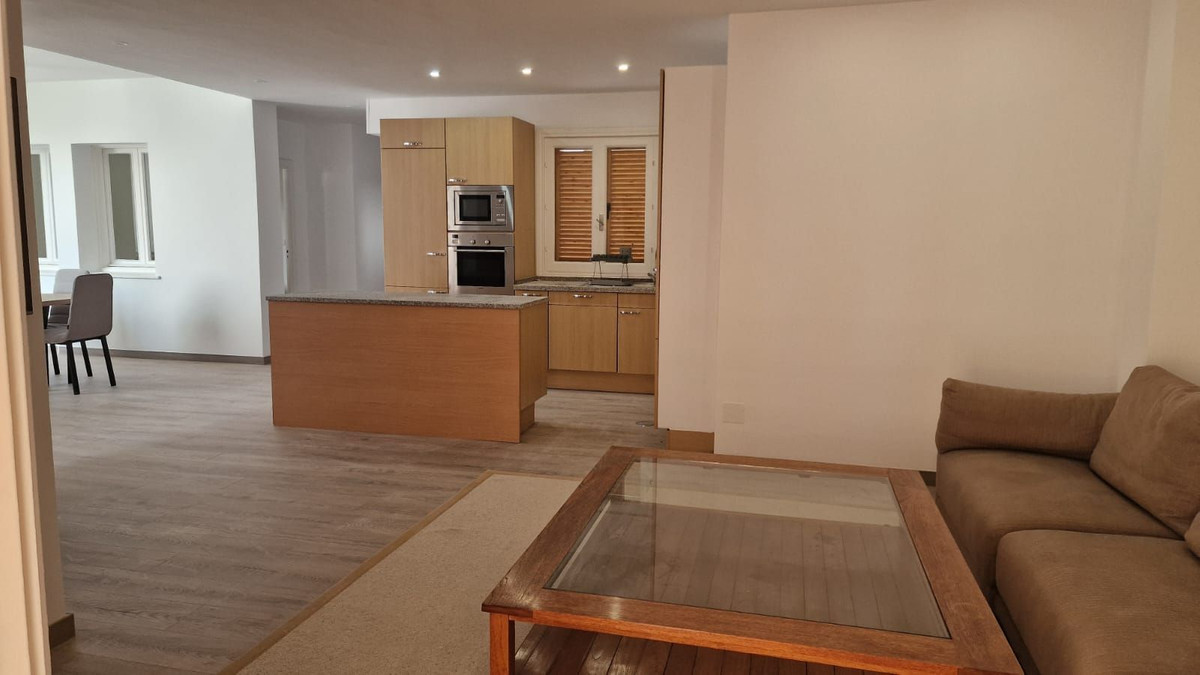 2 Bed Apartment for sale in Nueva Andalucía Costa Del Sol, Málaga, Spain