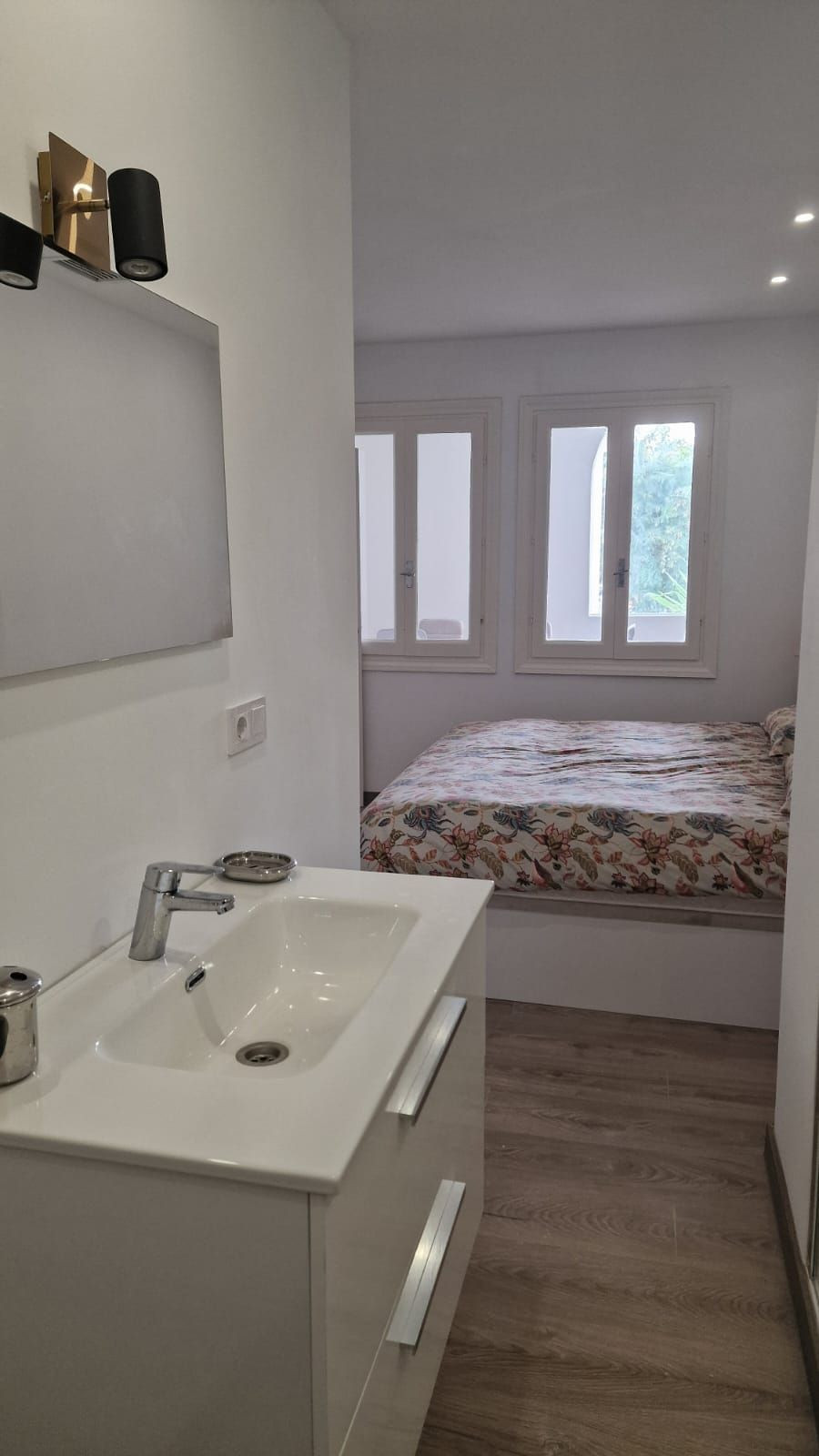2 Bed Apartment for sale in Nueva Andalucía Costa Del Sol, Málaga, Spain
