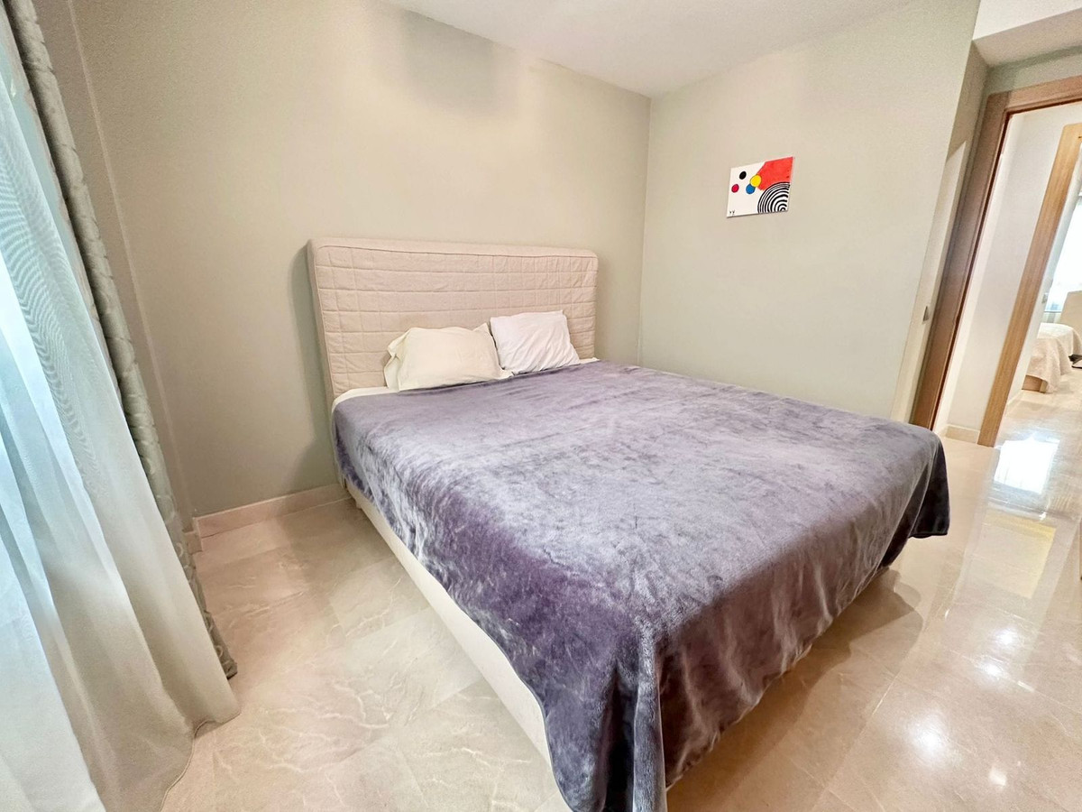3 Bed Apartment for sale in San Pedro De Alcántara Costa Del Sol, Málaga, Spain