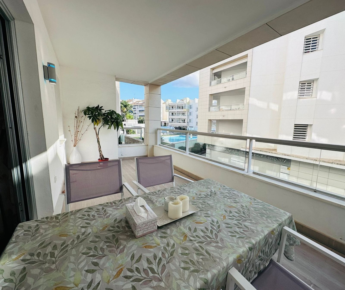 3 Bed Apartment for sale in San Pedro De Alcántara Costa Del Sol, Málaga, Spain