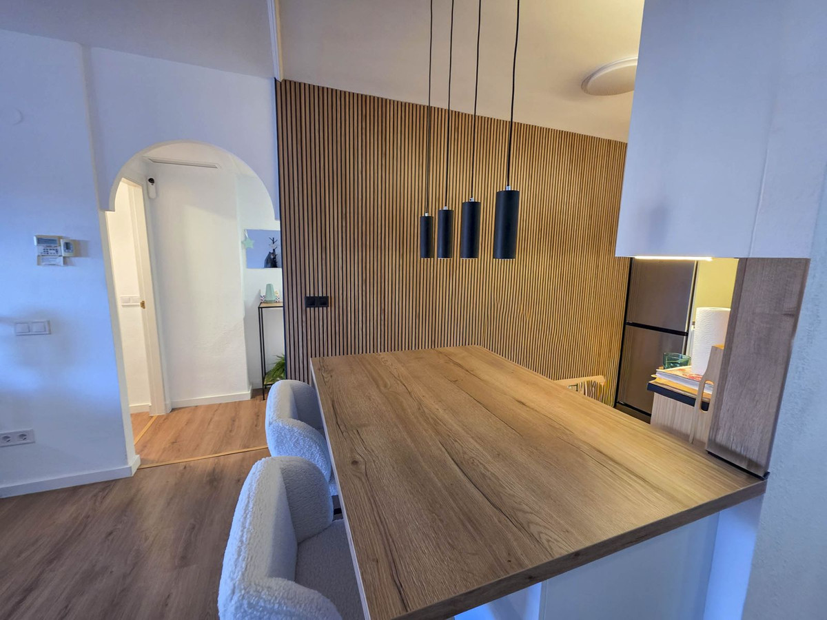 Se vende Apartamento Planta Media de 2 dormitorios en Costa Del Sol, Málaga, España