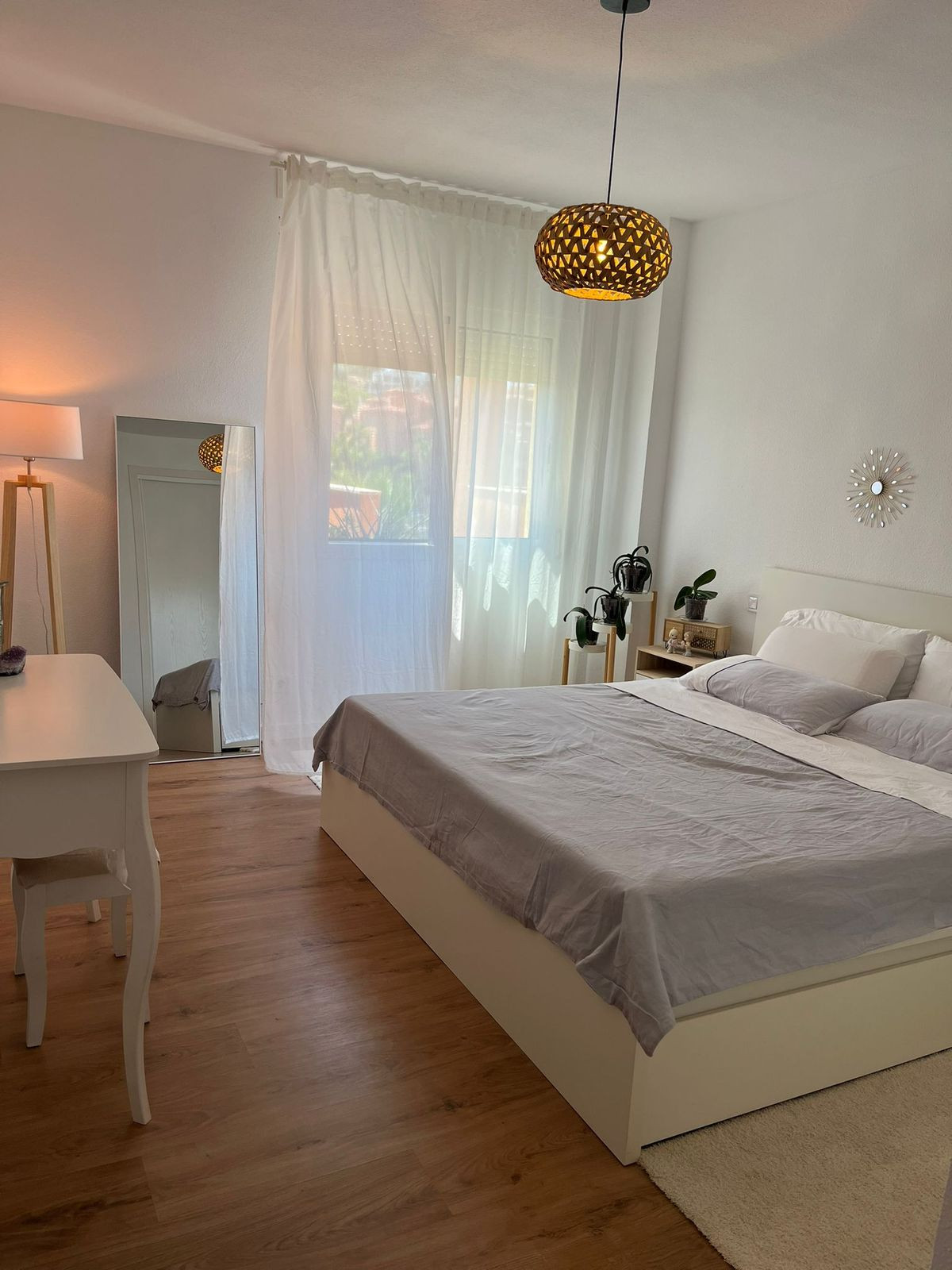 Se vende Apartamento Planta Media de 2 dormitorios en Costa Del Sol, Málaga, España