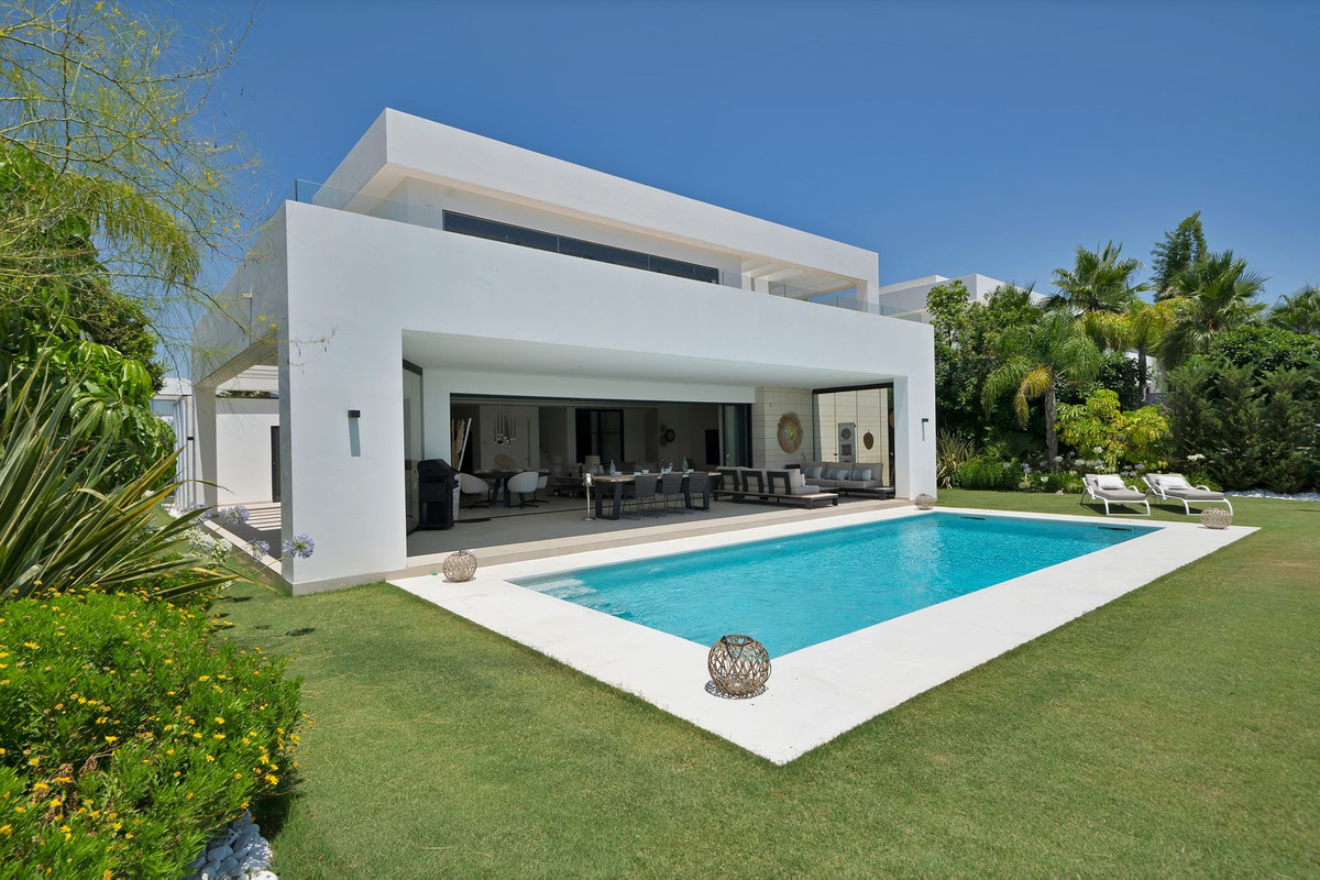 4 Bed Townhouse for sale in La Cala Golf Costa Del Sol, Málaga, Spain