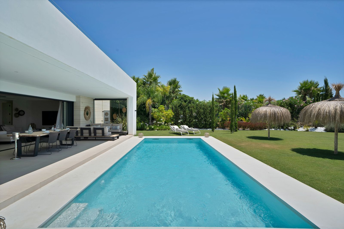 4 Bed Townhouse for sale in La Cala Golf Costa Del Sol, Málaga, Spain