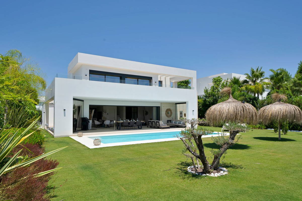 4 Bed Townhouse for sale in La Cala Golf Costa Del Sol, Málaga, Spain