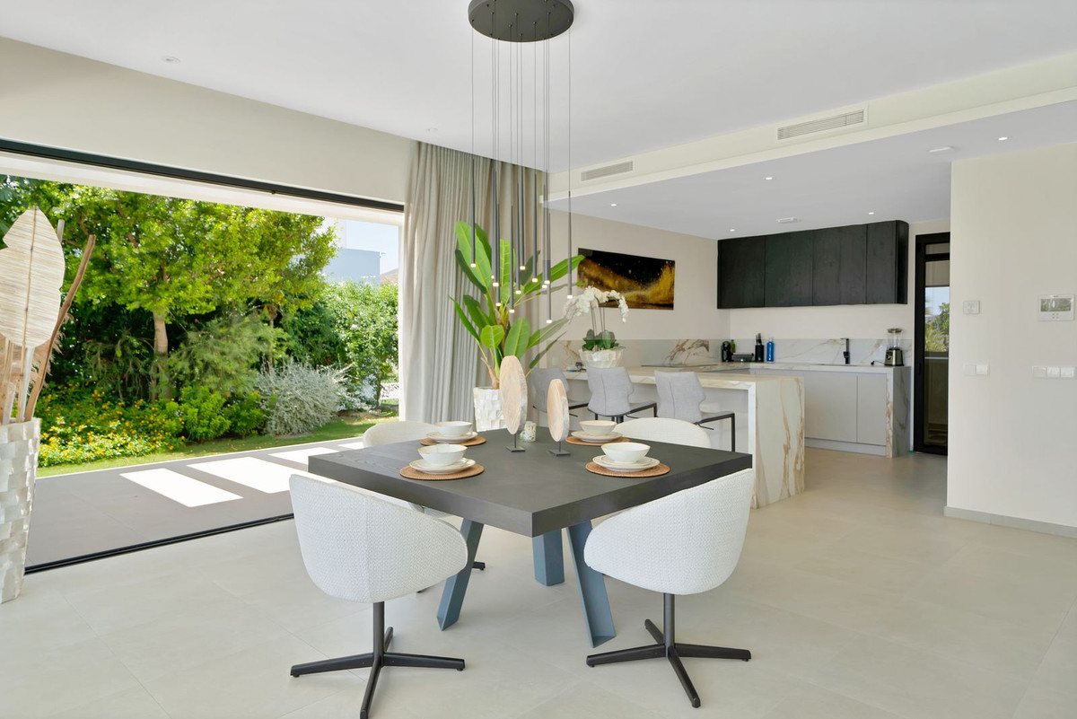4 Bed Townhouse for sale in La Cala Golf Costa Del Sol, Málaga, Spain
