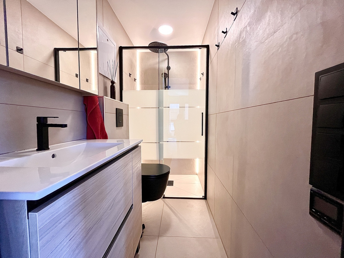 4 Bed Apartment for sale in Almoradi Costa Blanca, Alicante, Spain