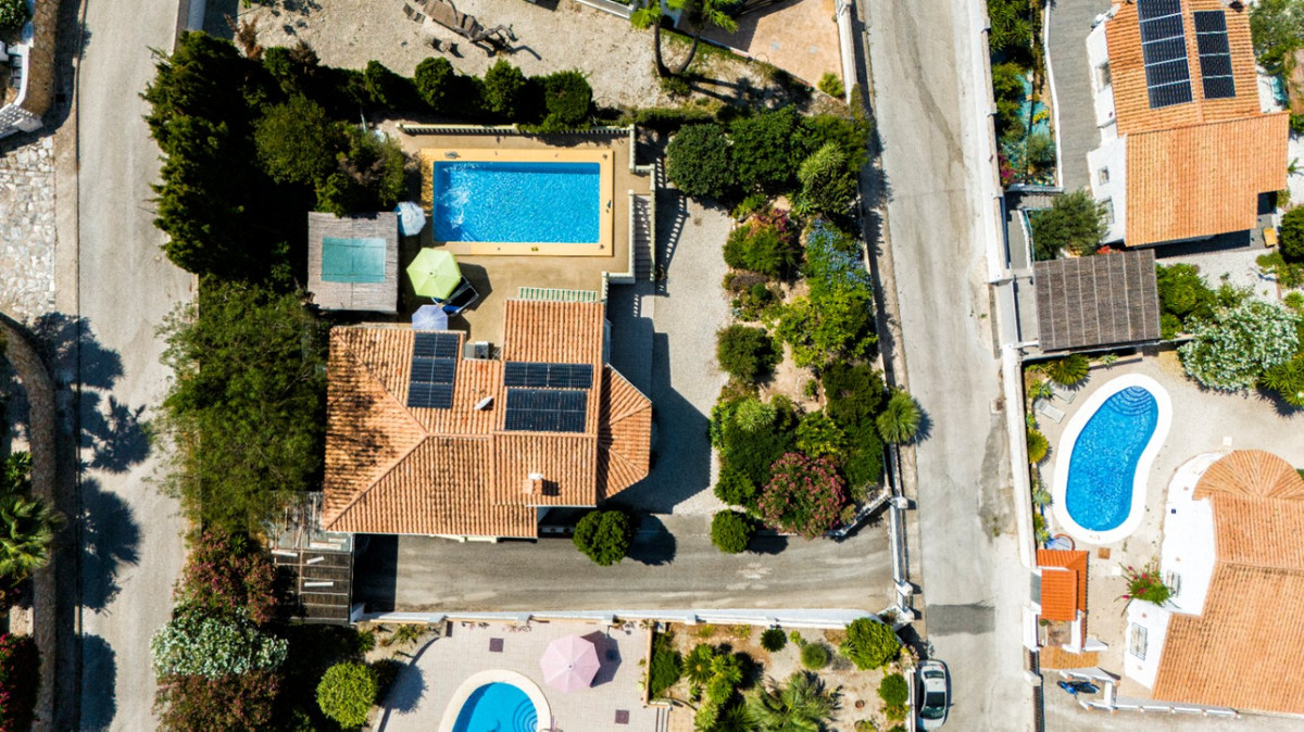 Se vende Villa - Chalet de 4 dormitorios en Costa Blanca, Alicante, España