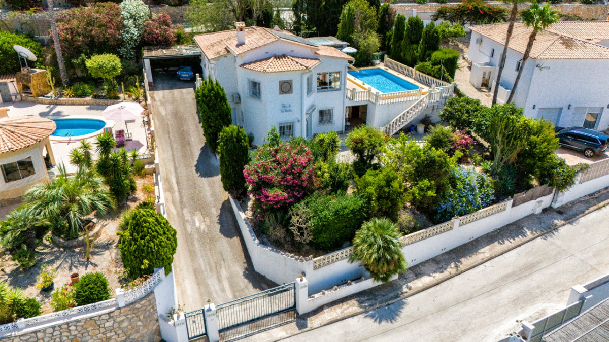 Se vende Villa - Chalet de 4 dormitorios en Costa Blanca, Alicante, España