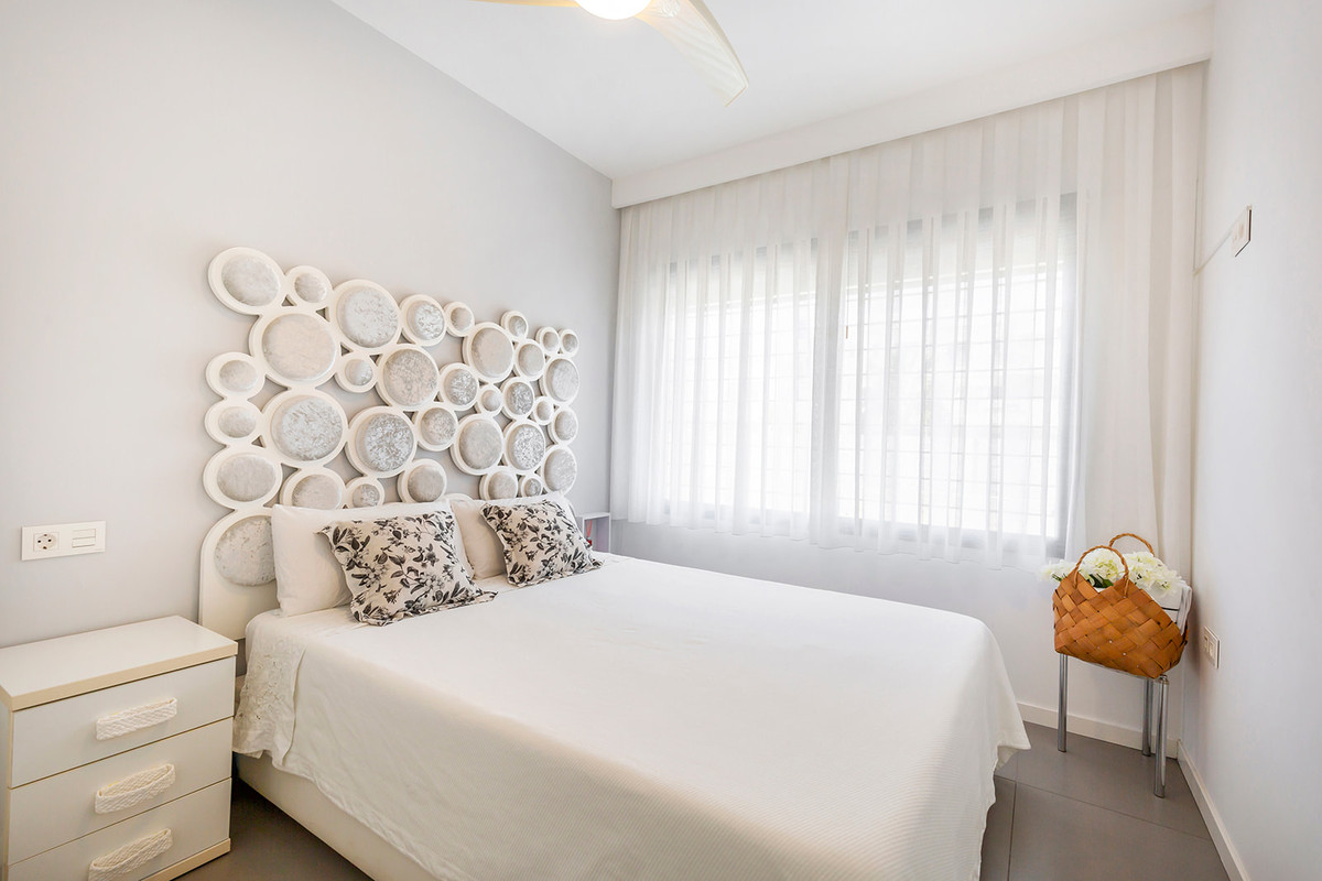 4 Bed Apartment for sale in Torre De La Horadada Costa Blanca, Alicante, Spain