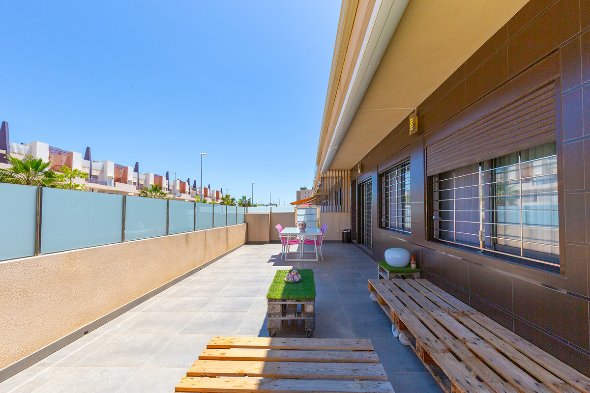 4 Bed Apartment for sale in Torre De La Horadada Costa Blanca, Alicante, Spain