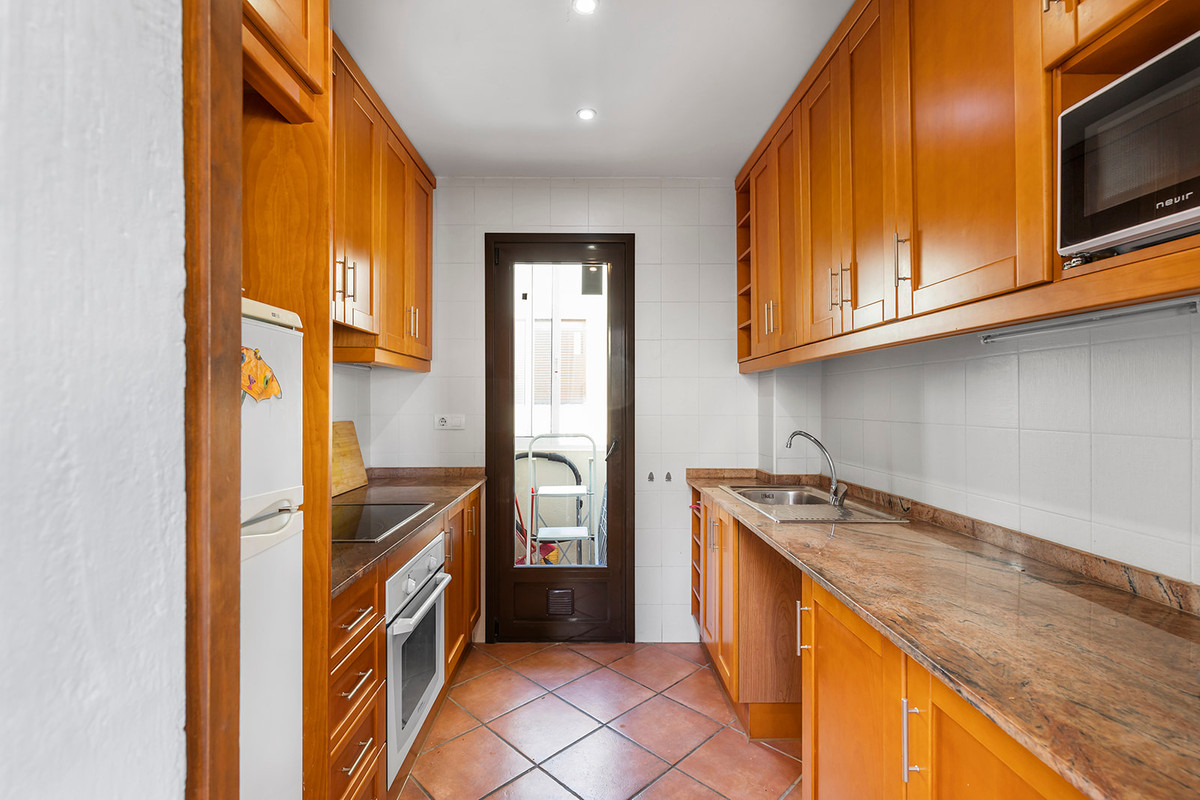 2 Bed Apartment for sale in Los Altos Costa Blanca, Alicante, Spain